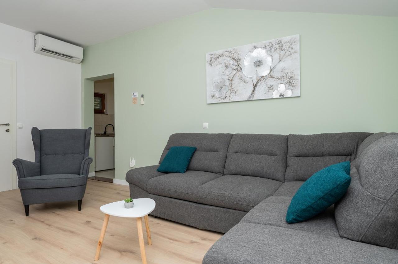 Apartman Marin Makarska Exterior foto